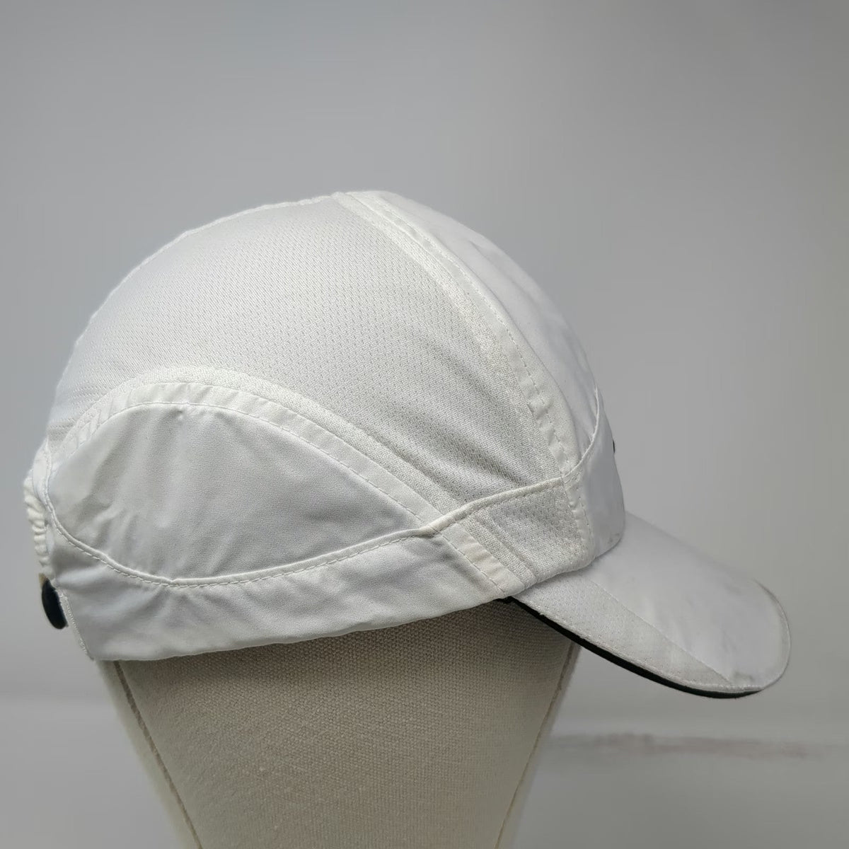 Nike Baseball Cap White One Size Fit Dry Performance Running Mesh Hat Reflective