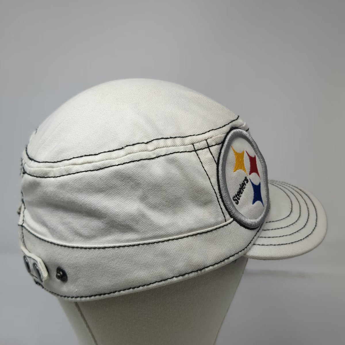 New Era Pittsburgh Steelers NFL Army Cap White One Size Contrast Stitching Hat