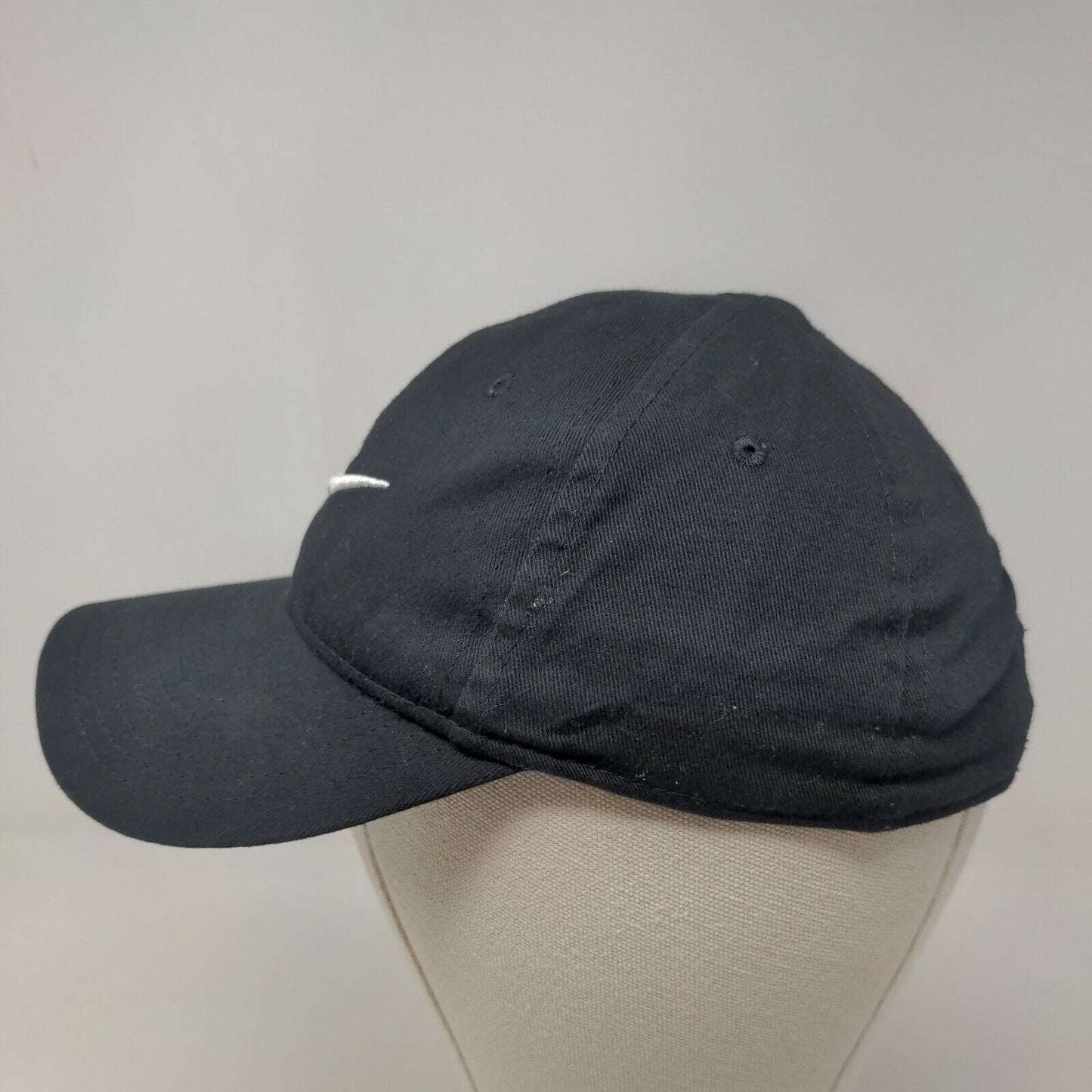 Nike Boy's Strapback Hat Black Size 4-7 Embroidered Swoosh Logo