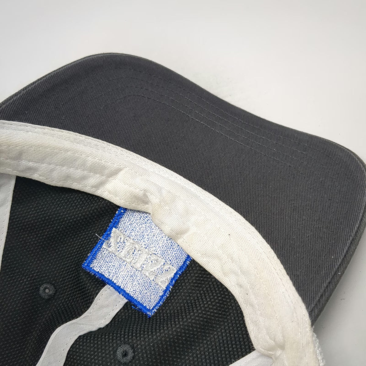 Richardson Trucker Hat Gray White L Mesh ZEISS Logo Snapback Contrast Stitching
