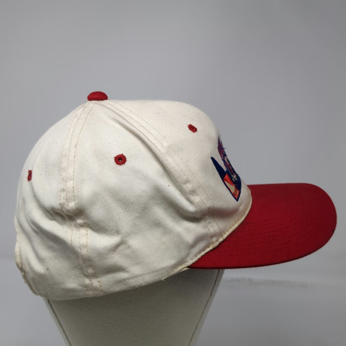 Headliner Snapback Hat White Red OSFM Sun Valley Idaho Potatoes Skier Mountain