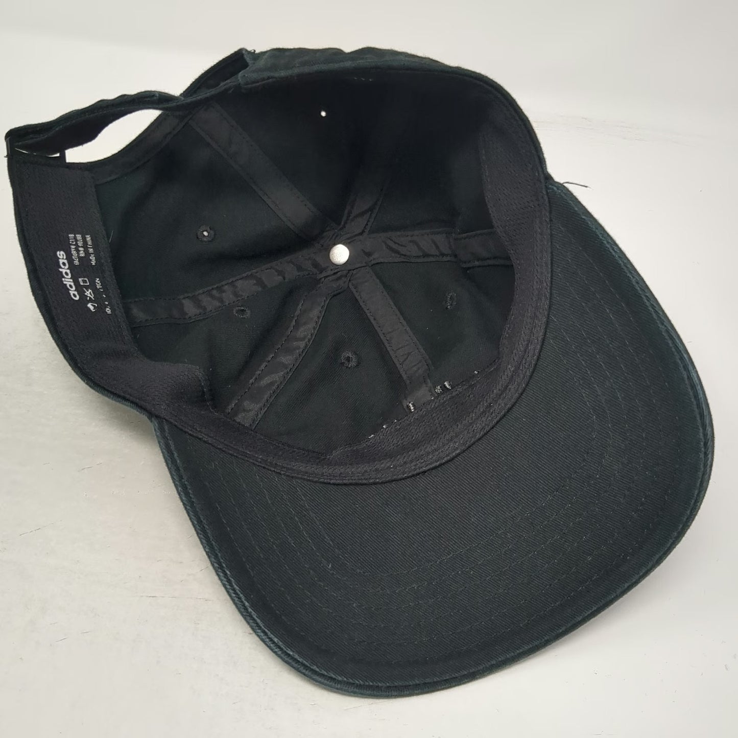 adidas Baseball Cap Black One Size Strapback Tonal Embroidery Curved Brim Hat