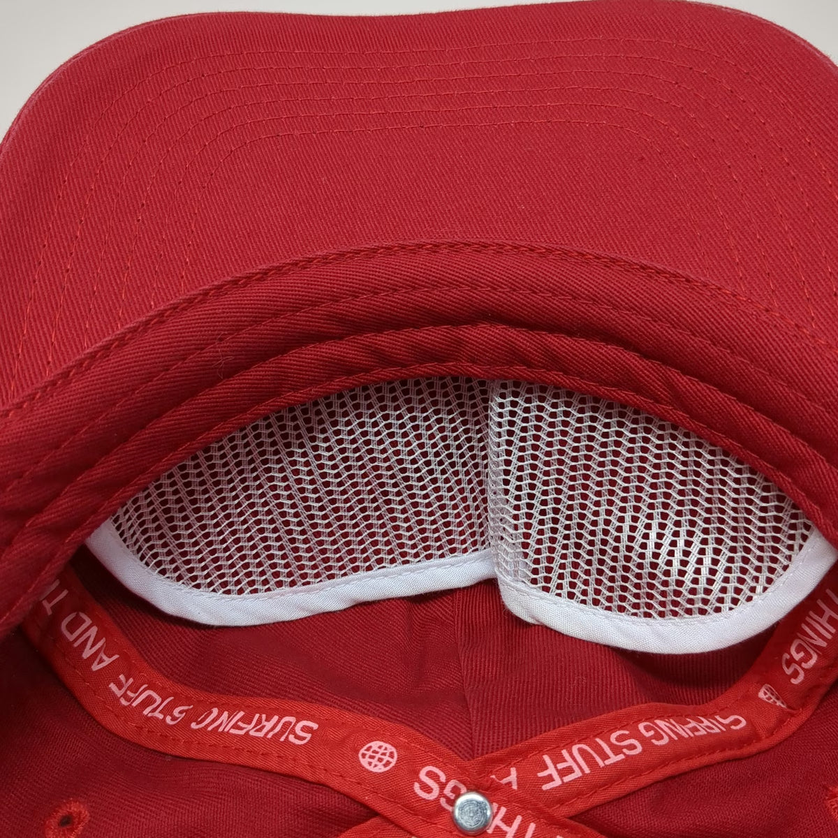 Mañana 5 Panel Red Hat One Size Snapback Austin Texas Surfing Company Taping