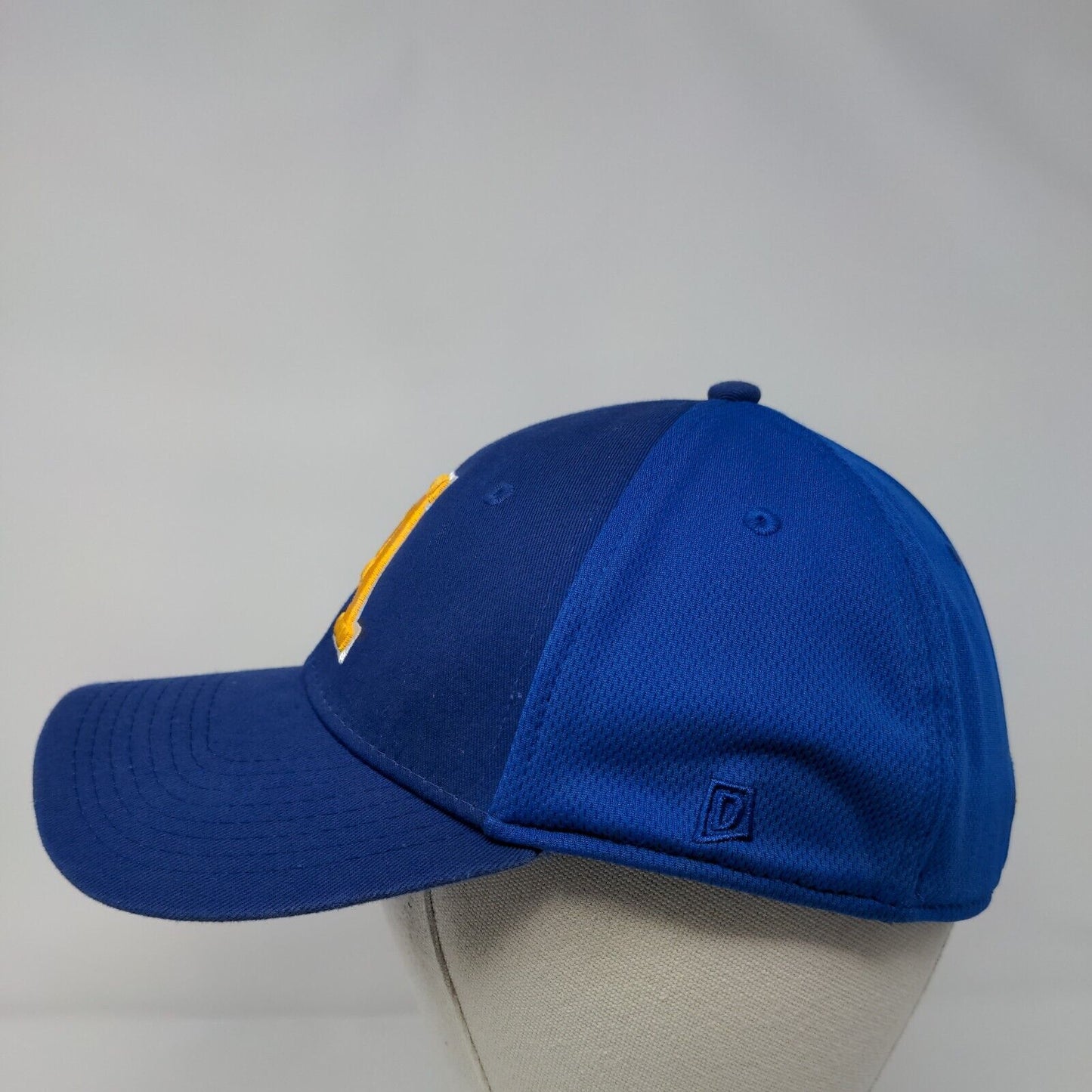 Letter A Bobcats Fitted Hat Blue M/L Embroidered Dome A-Flex 6 Panel