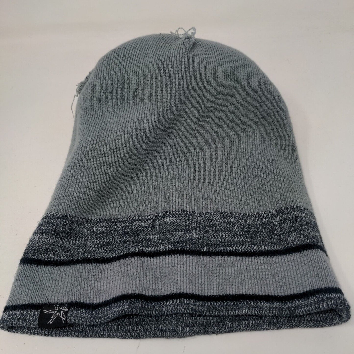 Unbranded Knit Pom Pom Beanie Hat Gray One Size Striped Outdoor
