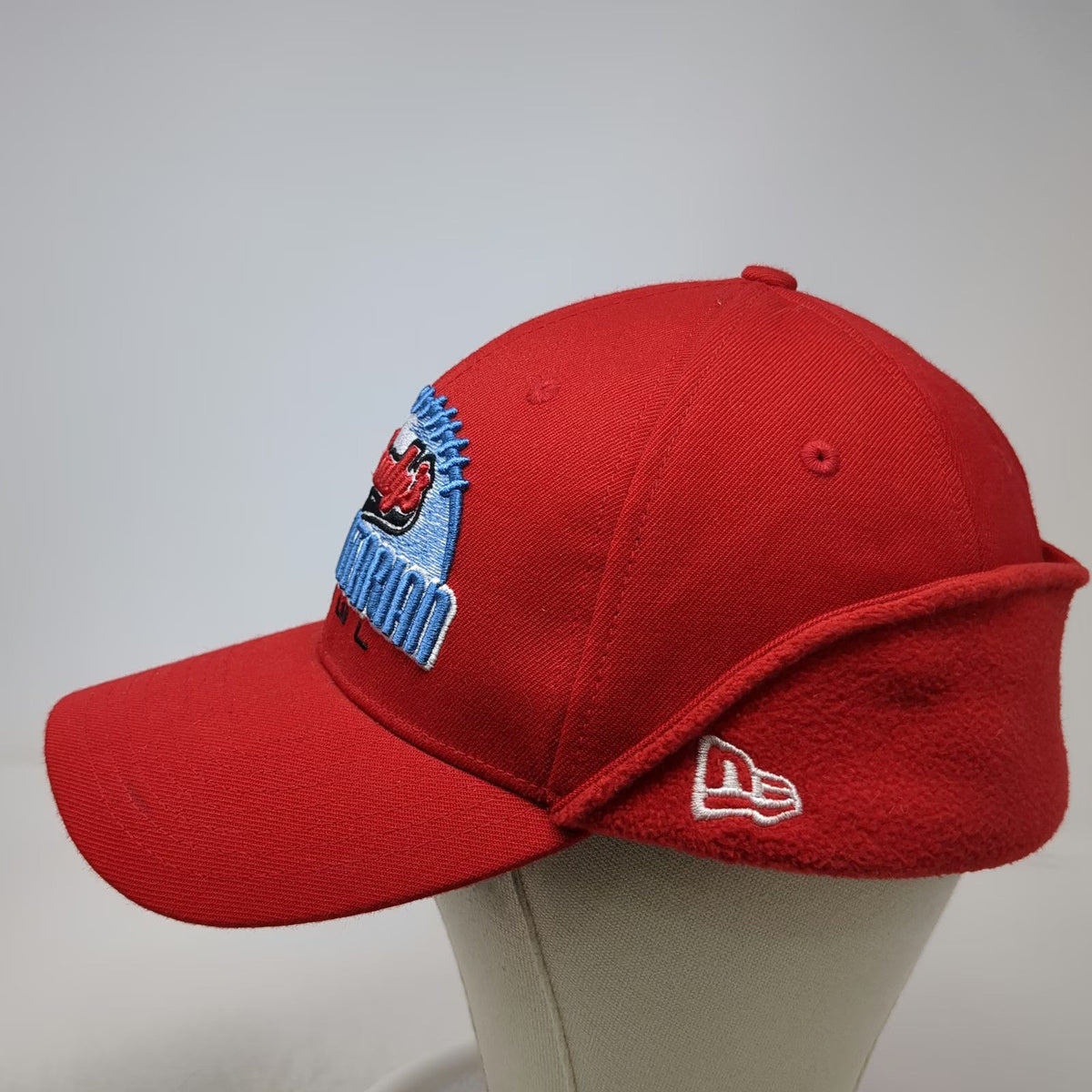 New Era NCAA Roadys Humanitarian Bowl Red Cap L Fleece Ear Flaps 39THIRTY Hat