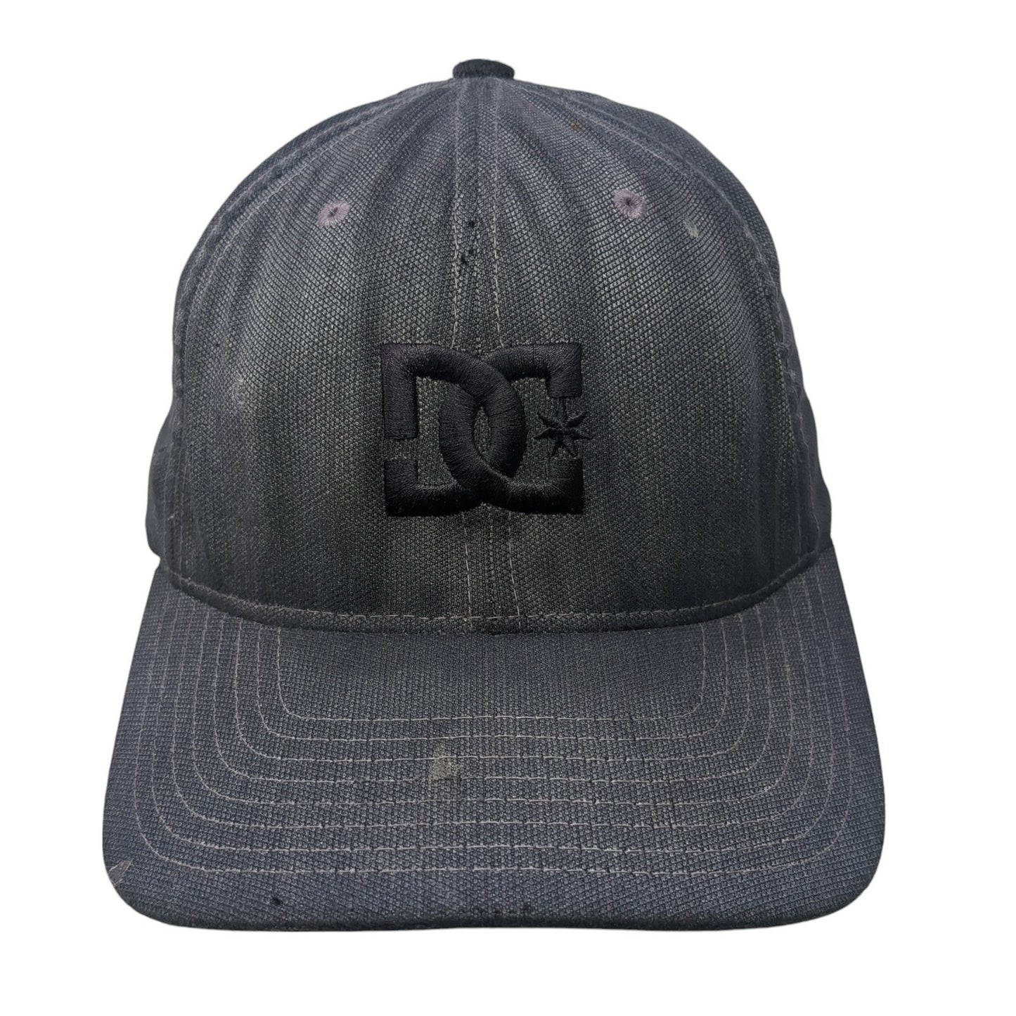 DC Fitted Baseball Cap Gray Medium Lightweight Embroidered 6 Panel Flexfit