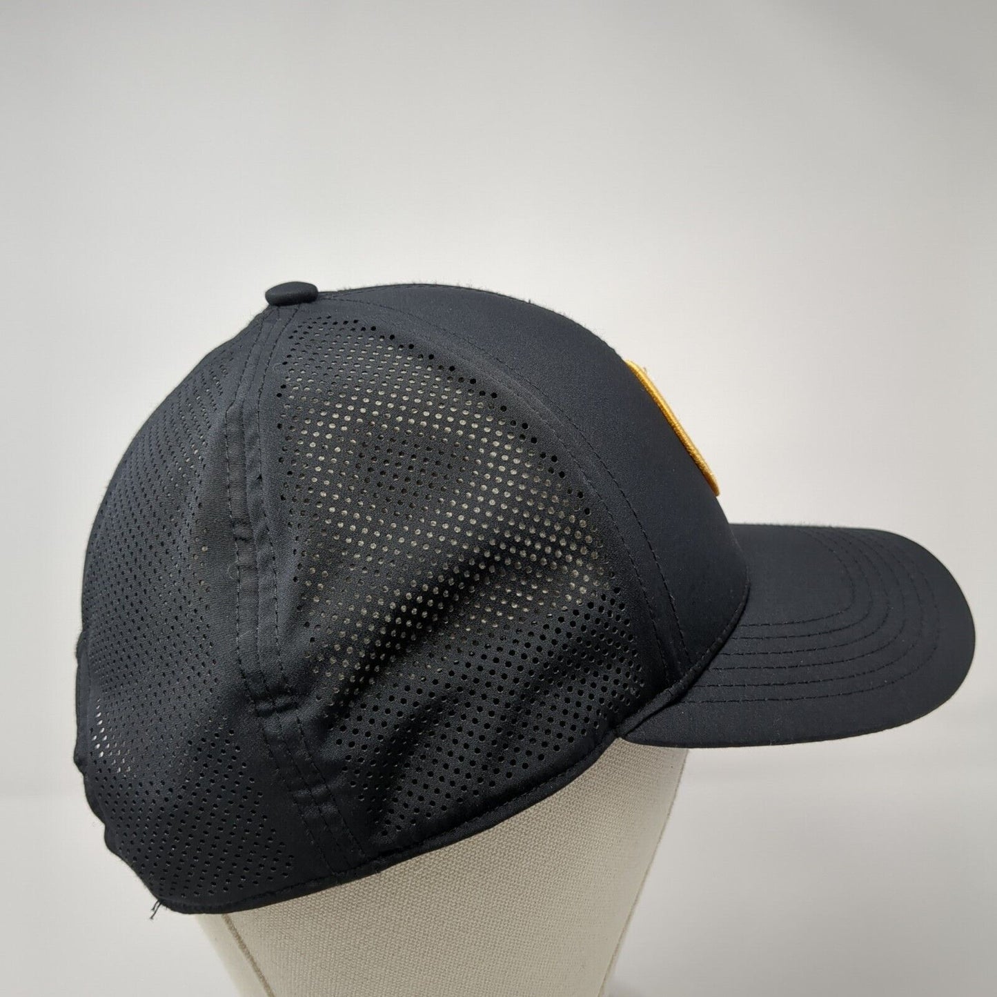 Black Clover Snapback Hat Black One Size Live Lucky Everyday Laser Cut