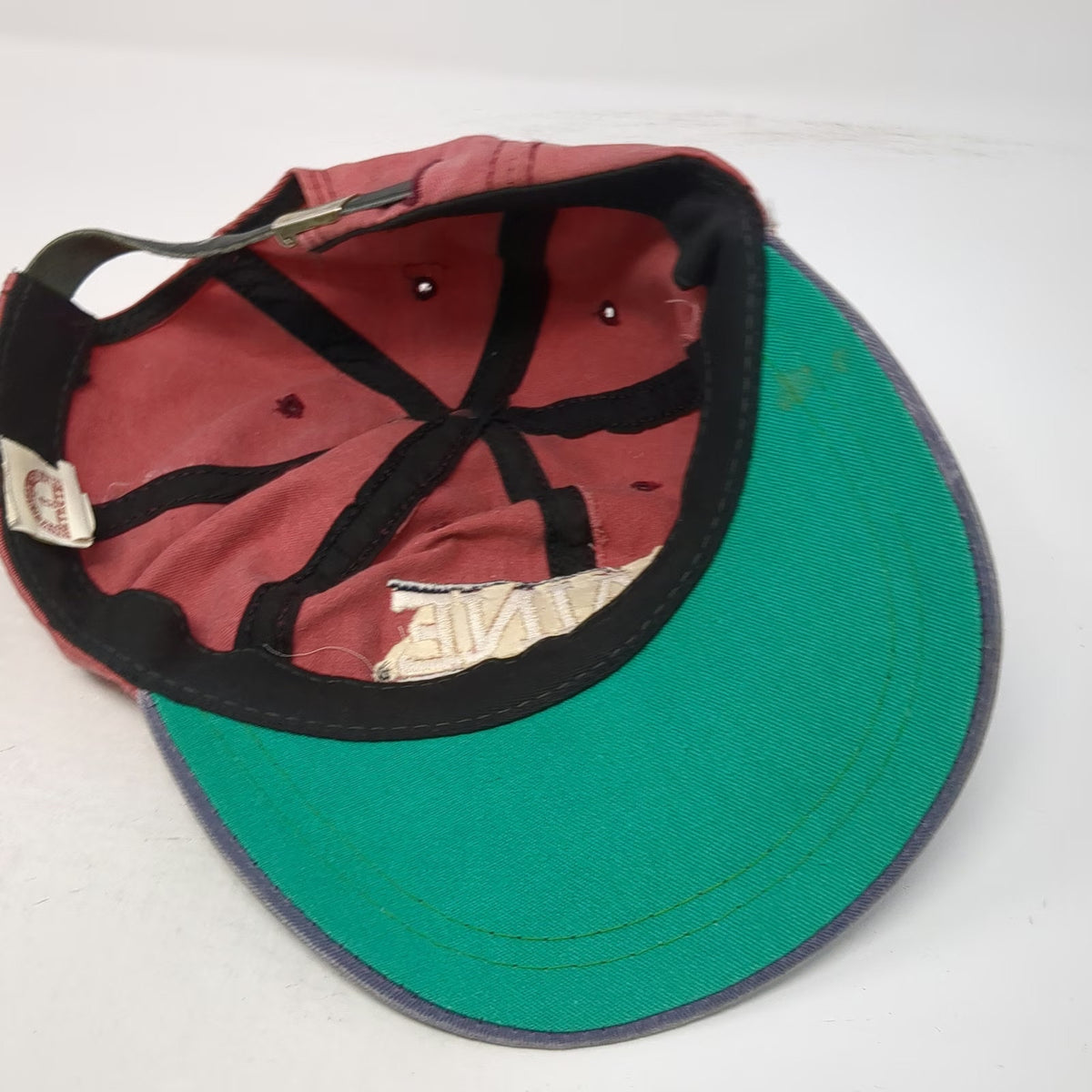Maine Black Bears NCAA University Square Red One Size Cap Strapback Vintage