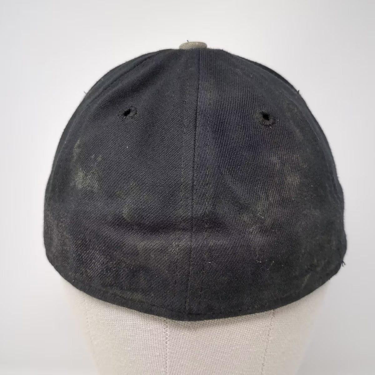 New Era Size 7 Fitted Hat Blue Gray Cap Old English Letter C USA Vintage