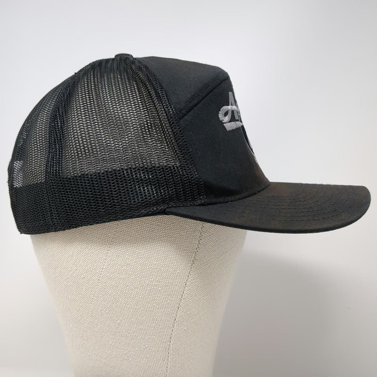 Richardson Trucker Hat Black One Size A&P Helicopters Mesh Snapback Embroidery