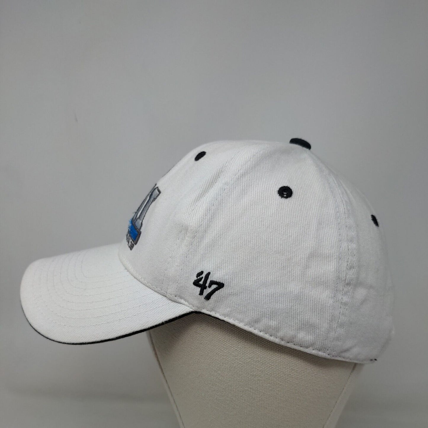 '47 Brand Men's Strapback Hat White OSFA Super Bowl LII Embroidered Logo