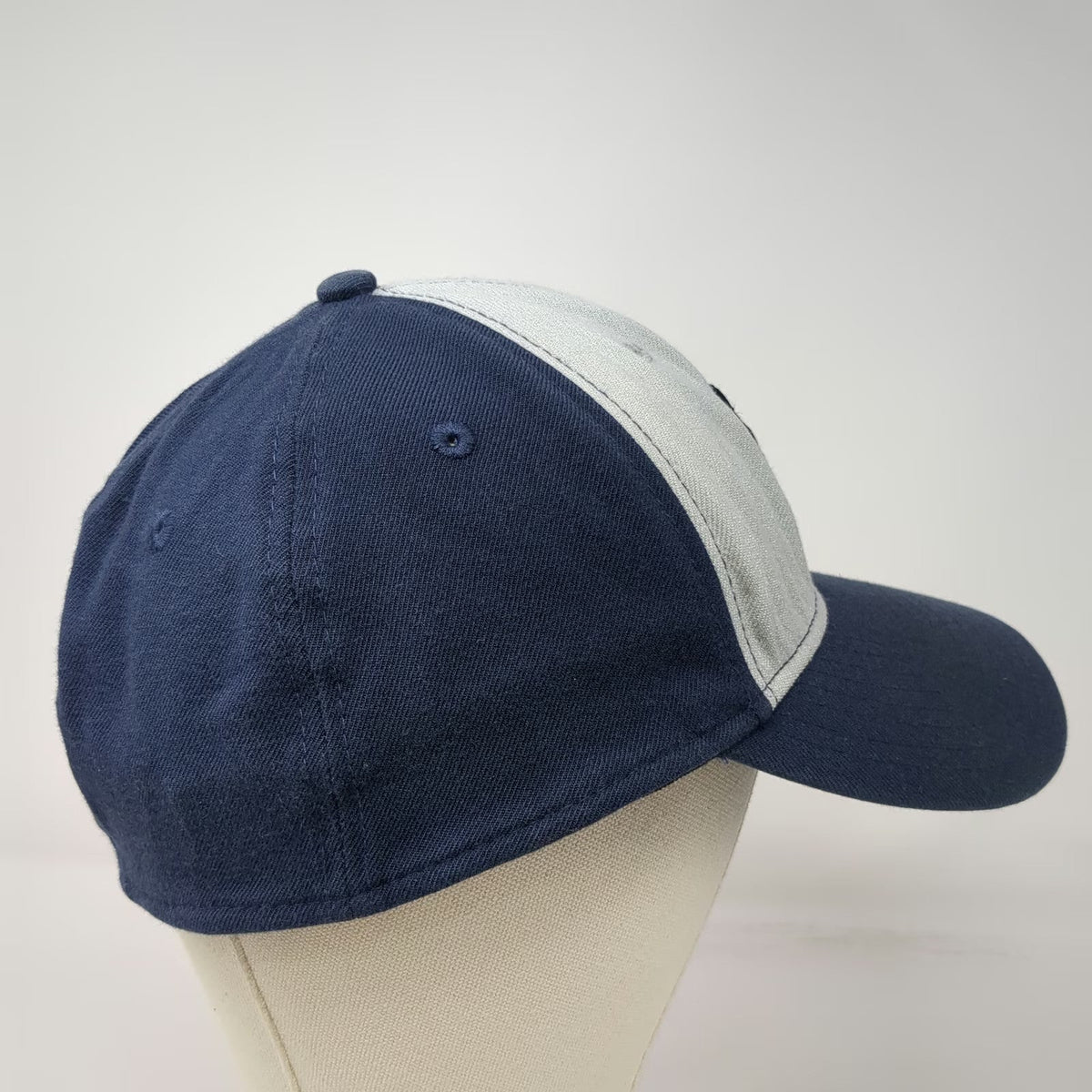 New Era New York Yankees MLB Baseball Cap Blue L 39THIRTY Stretch Fit Hat Logo