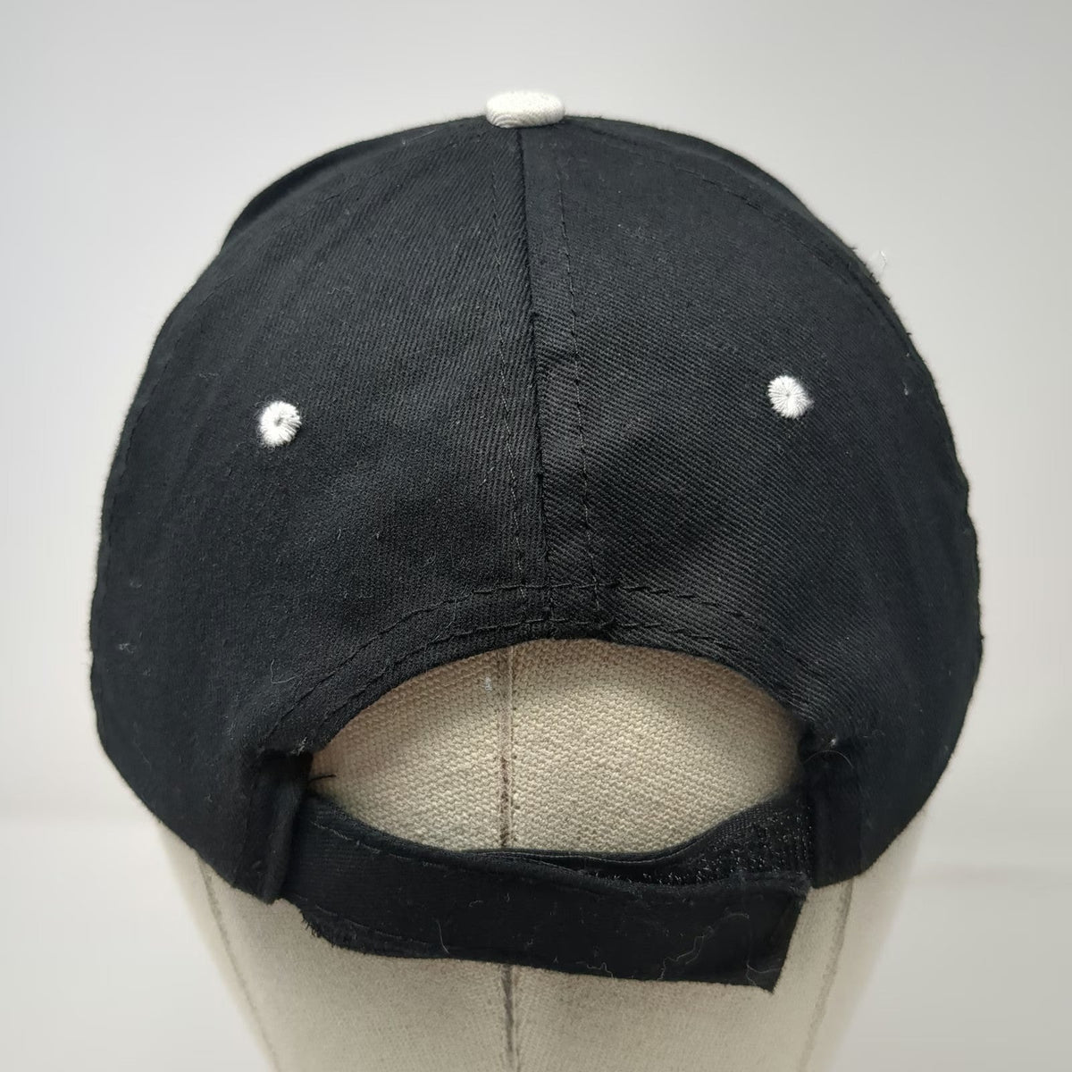 Mkt Real Madrid Soccer 5 Panel Black Hat One Size OS Campus Experience Strapback