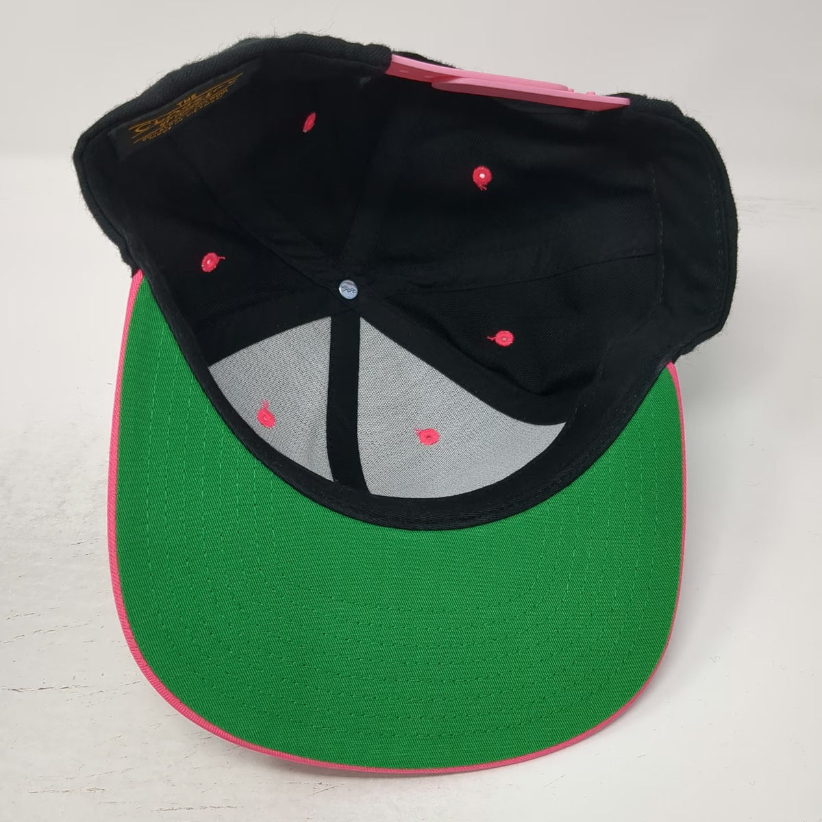Yupoong Nutrishop NS Hat Snapback Black Pink One Size Flat Brim Green Undervisor