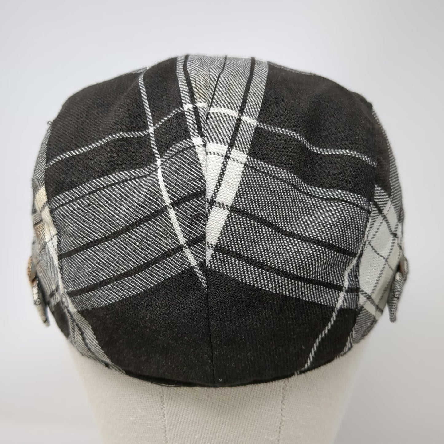 Black White Plaid Newsboy Cap Hat One Size Adjustable Side Buckle Tartan Cloth