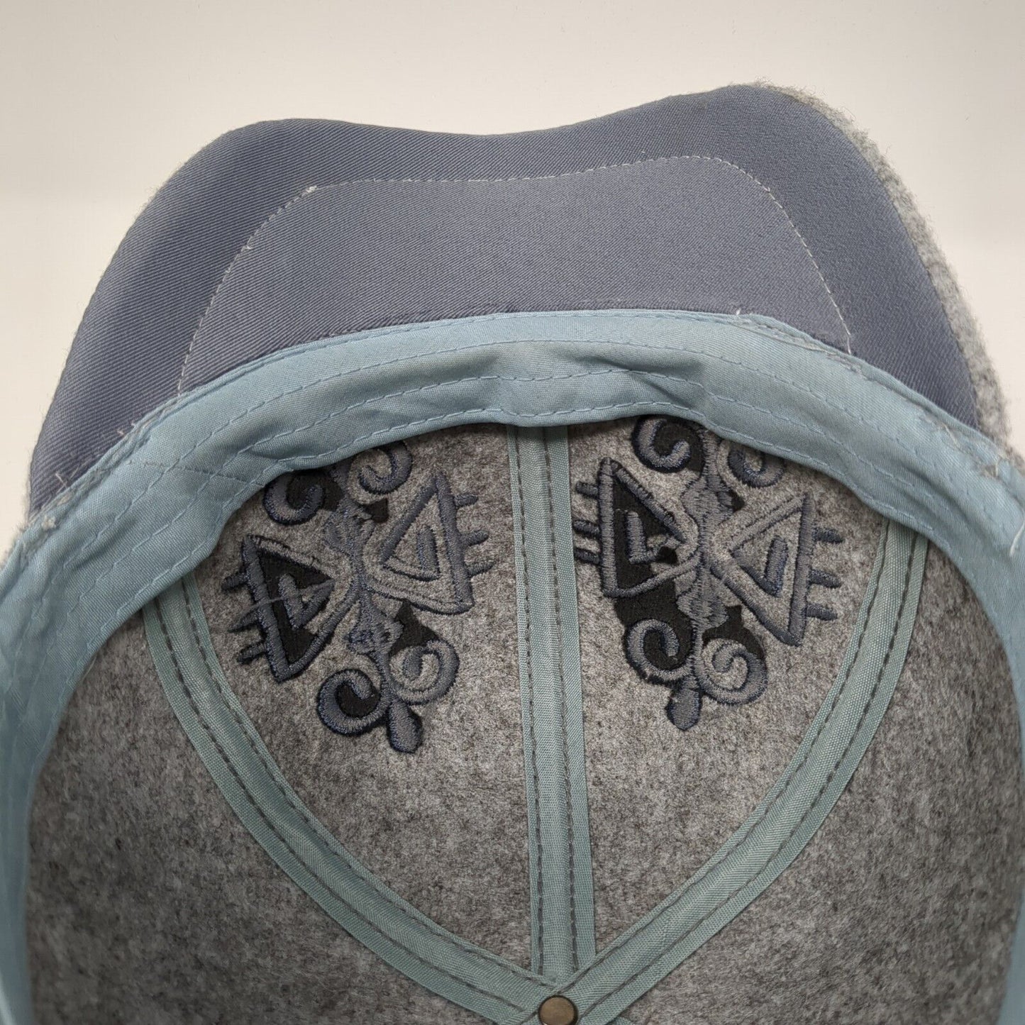 Unbranded Strapback Hat Gray One Size Adjustable 6 Panel Embroidered