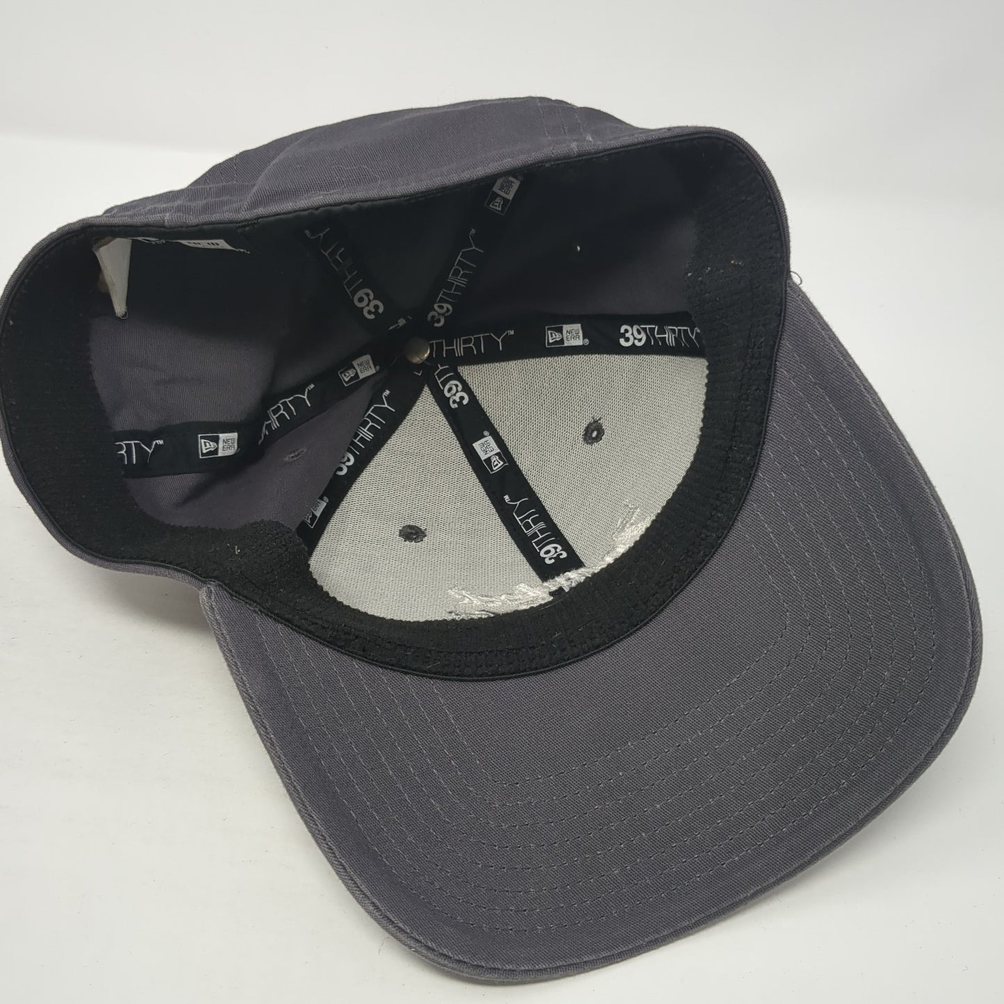 ZoomLock Fitted Hat Gray Large Embroidered 6 Panel New Era 39Thirty