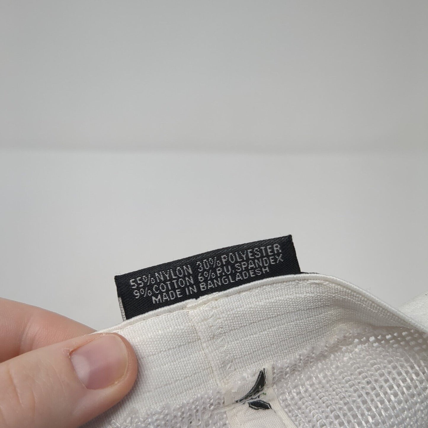 E-M Construction Fitted Mesh Back Trucker Hat Green 7 3/8-8 Colorblock