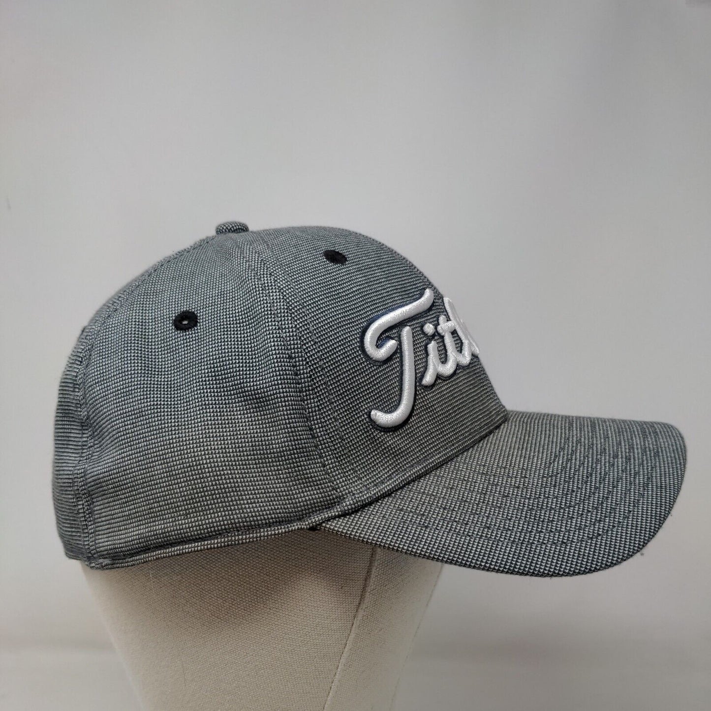 Titleist Men's Fitted Hat Multicolor L/XL Embroidered Big Logo Polyester Blend
