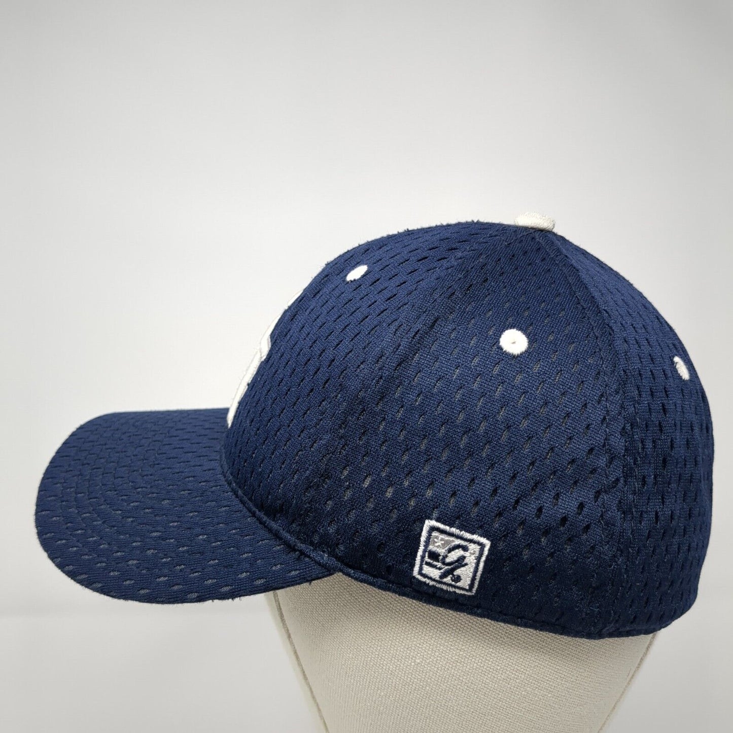 SH Fitted Hat Blue Size 7 Lightweight Breathable Embroidered The Game Pro