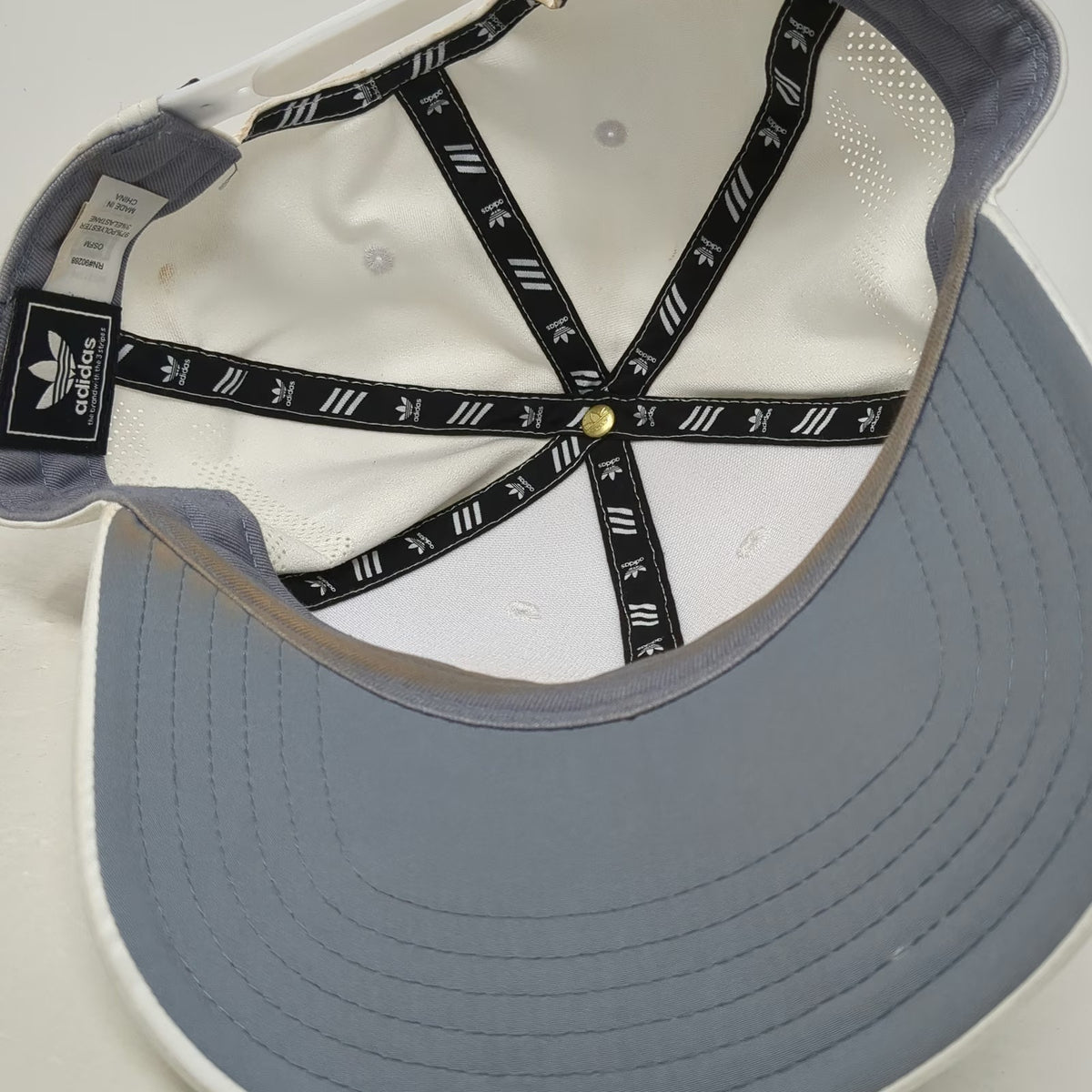 Adidas Snapback Hat White One Size Perforated 3-Stripes Rubberized Logo 6 Panel