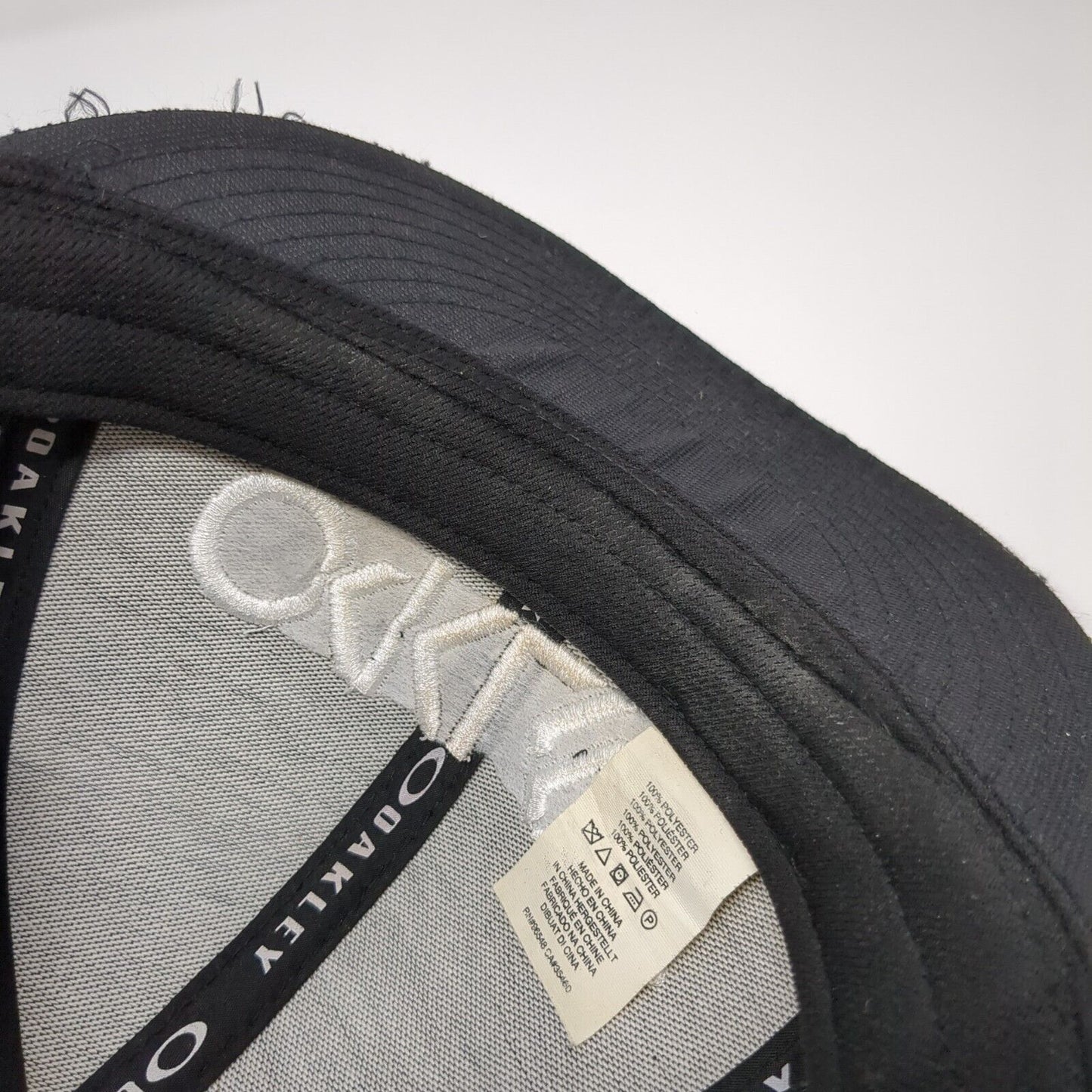 Oakley Snapback Hat Black One Size Adjustable Embroidered Laser Cut