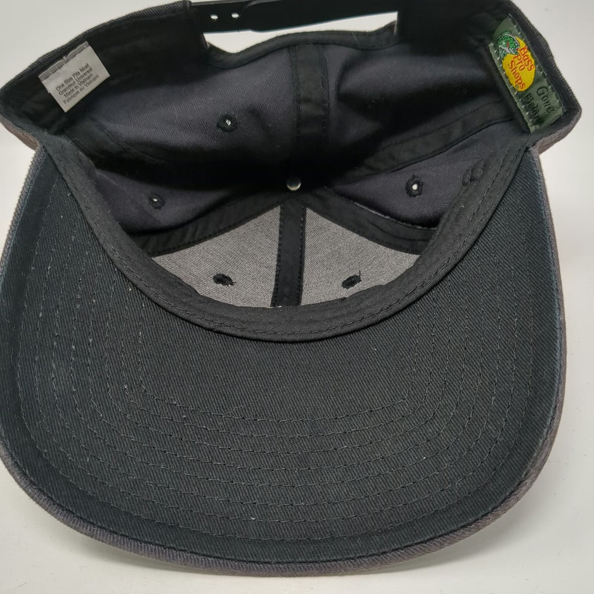 Bass Pro Shops Snapback Black One Size Embroidered Logo Adjustable Fishing Hat
