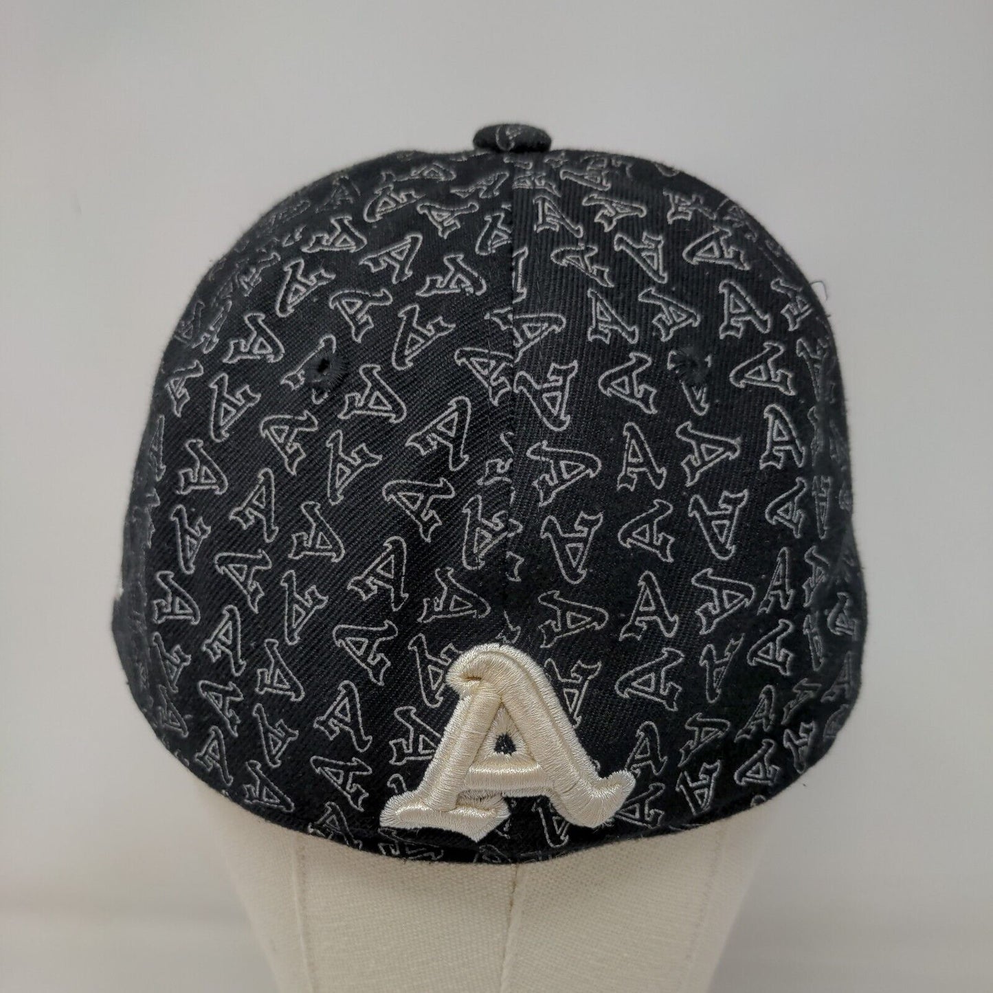 Best Headwear Men's Fitted Flat Bill Hat Black L All Over Print Atlanta Braves