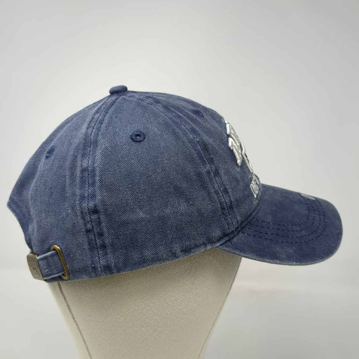 Jo Ann's Baseball Cap Blue M Aruba One Happy Island Embroidered Slideback Hat