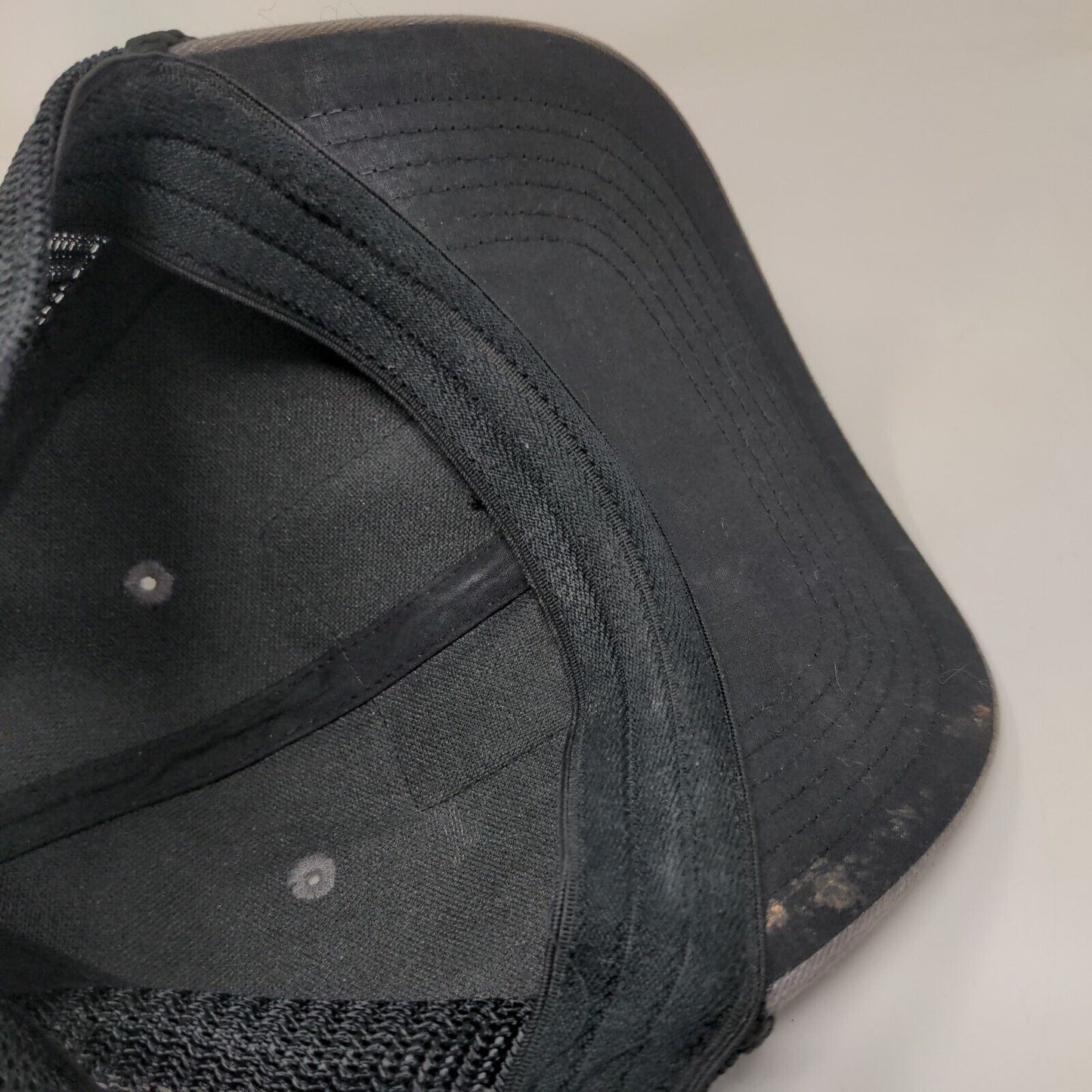 Sun Wave Patch Fitted Mesh Back Rope Trucker Hat Gray S/M Outdoor Cap