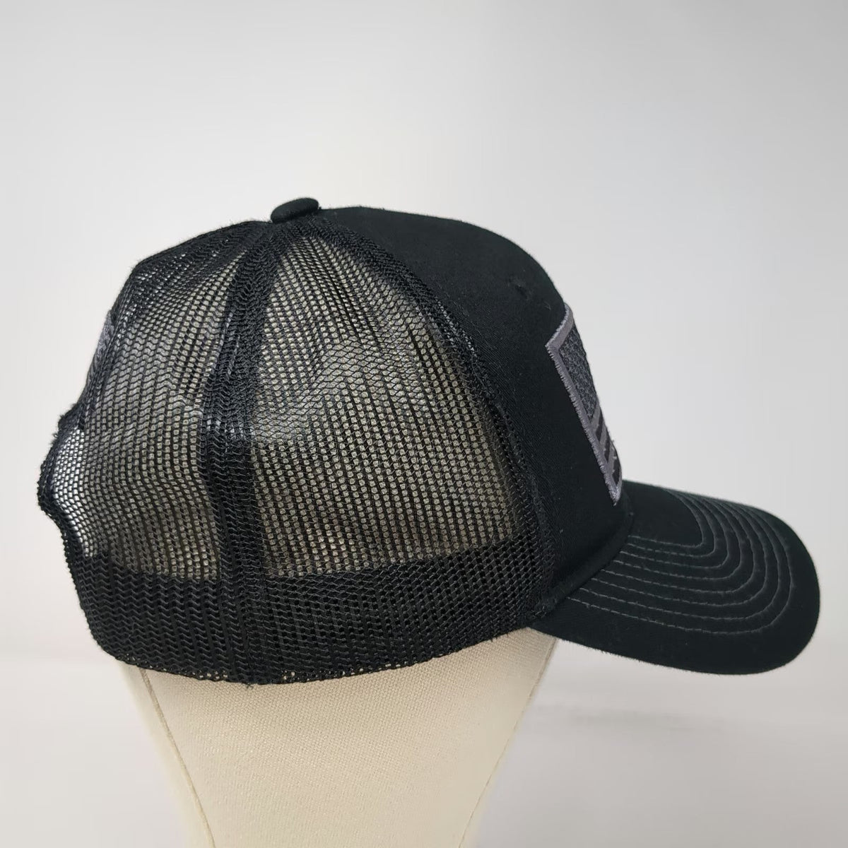 Trucker Hat Black One Size Mesh Back Snapback American Flag Gray Curved Brim