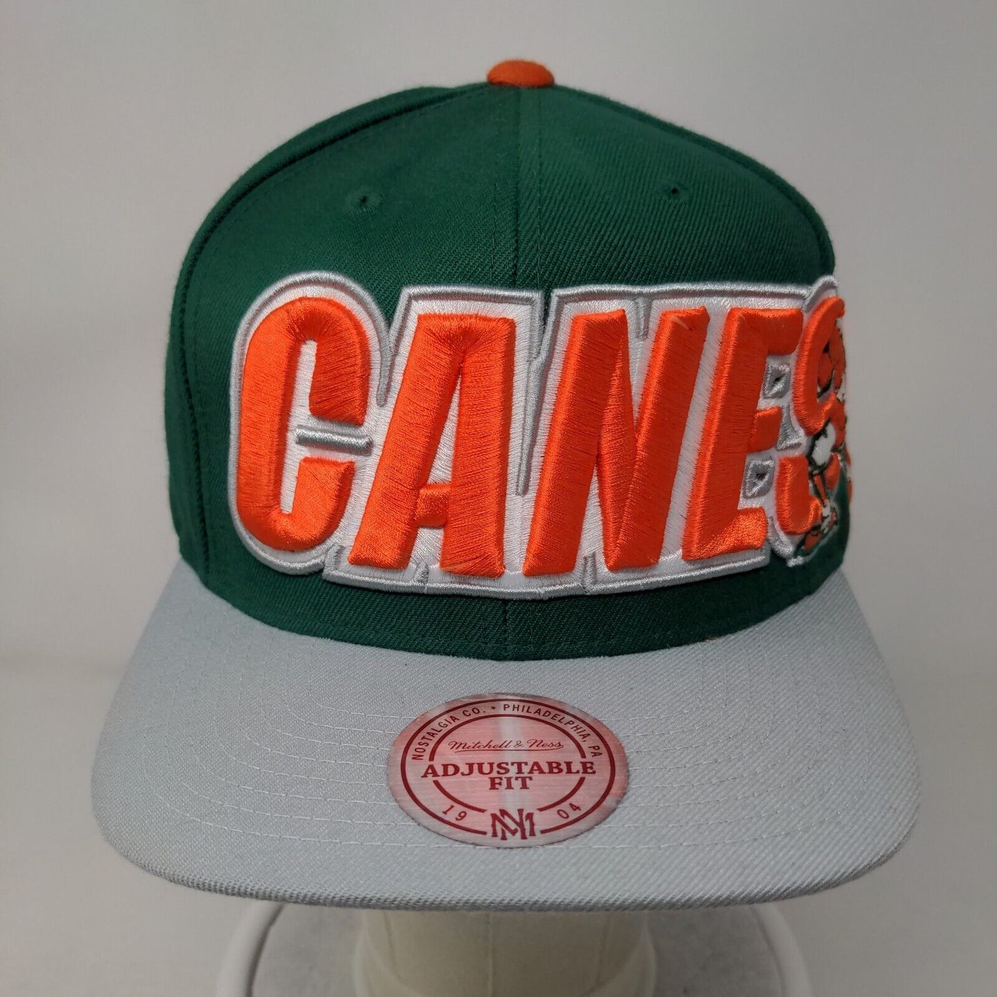 Mitchell & Ness Snapback Hat 'Canes Miami Hurricanes Vintage Embroidered NCAA