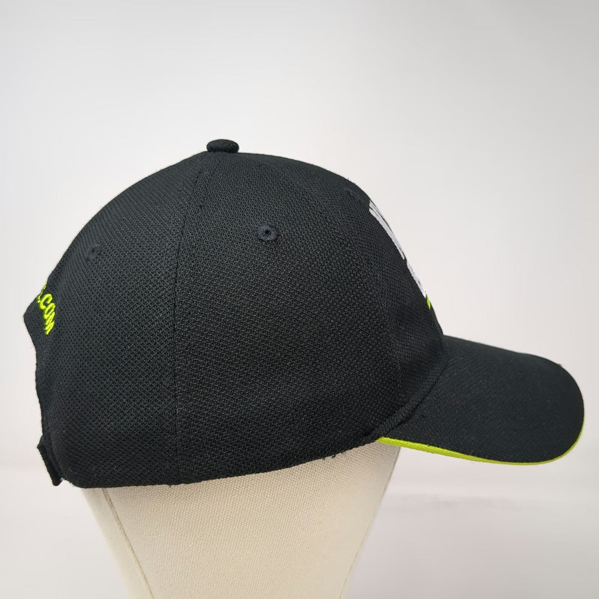 NYRA Bets Horse Racing Betting Black Baseball Cap One Size Hat Strapback Mesh