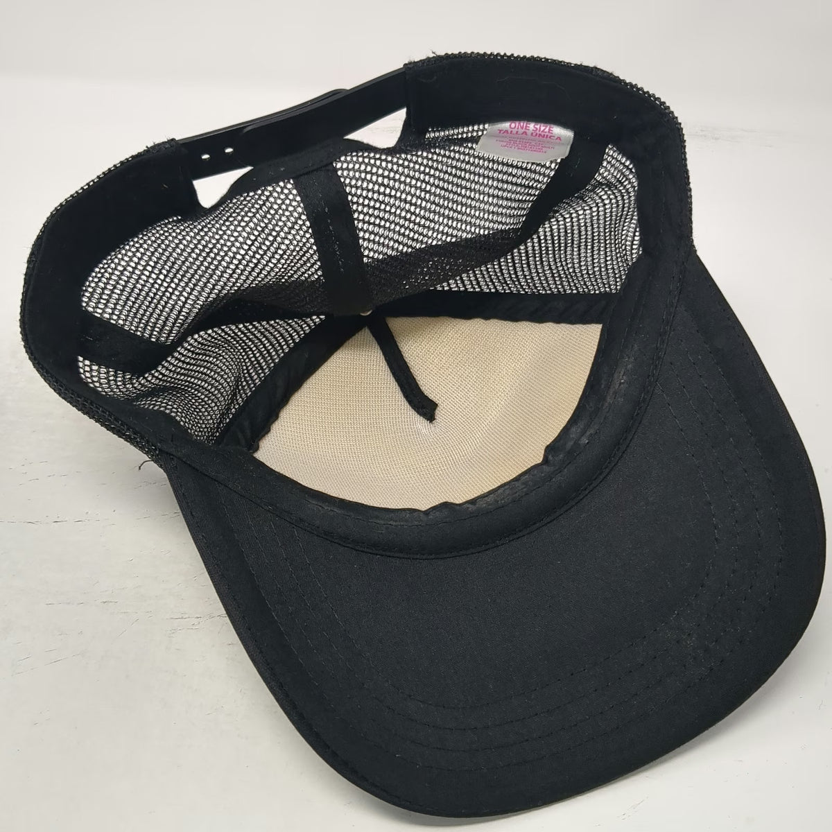 No Boundaries Trucker Hat Black One Size Mesh Snapback Pineapple Chevron Pattern