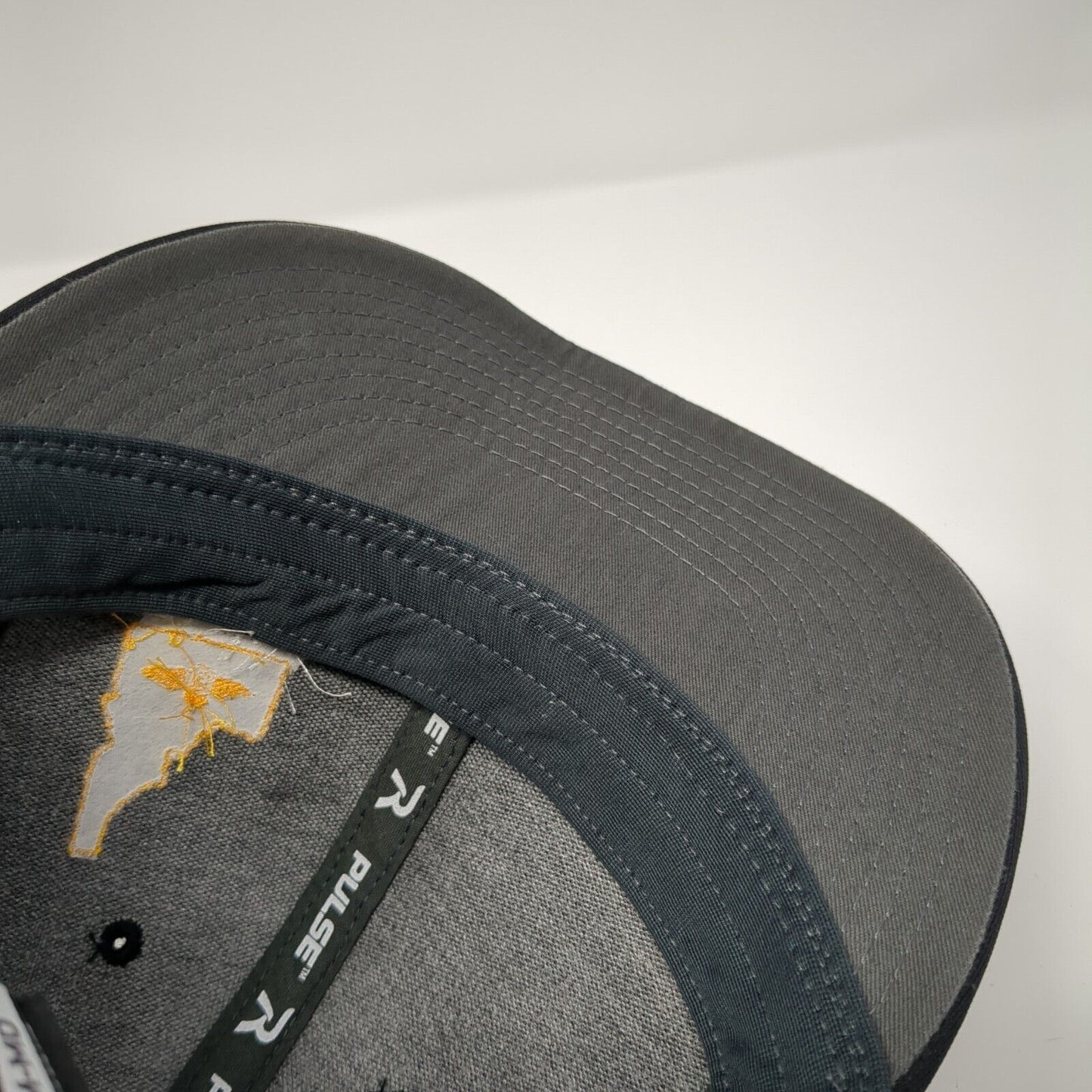 The Curb Idaho Fitted Mesh Back Trucker Hat Black S-M Flexfit Richardson