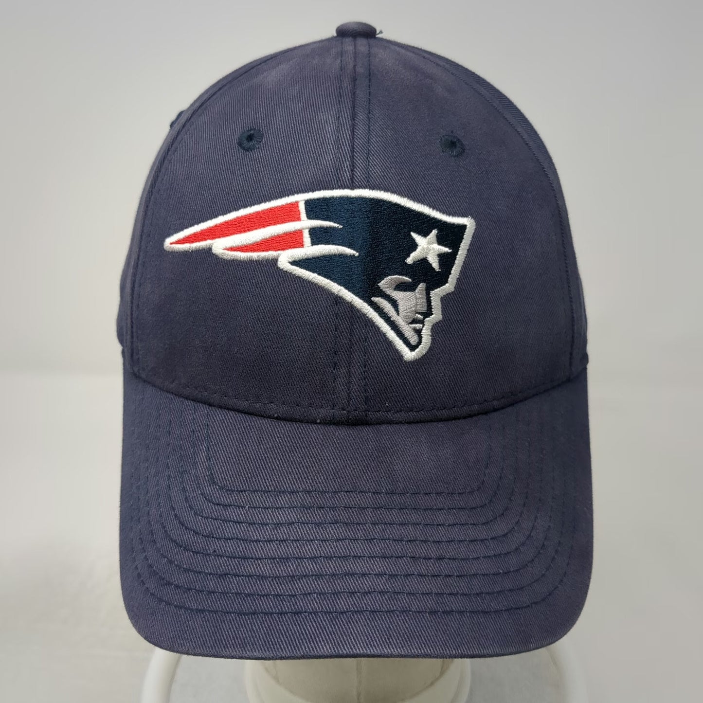 New England Patriots NFL Team Apparel Blue One Size Strapback Cap Hat Gray Brim