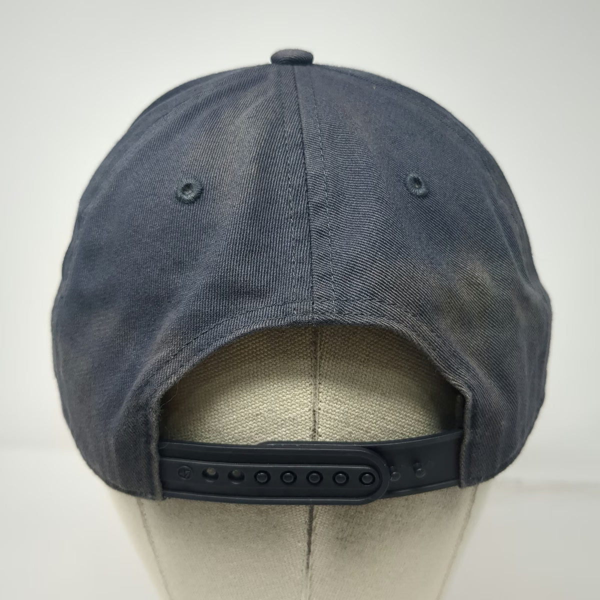 '47 Connecticut UConn Huskies NCAA 5 Panel Gray One Size Rope Snapback Hat Logo