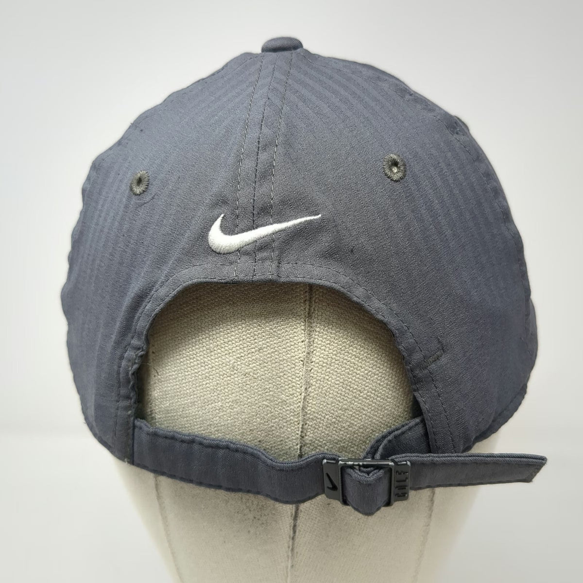 Nike Baseball Cap Gray OSFM Slideback Swoosh Golf Herringbone Curved Bill hat