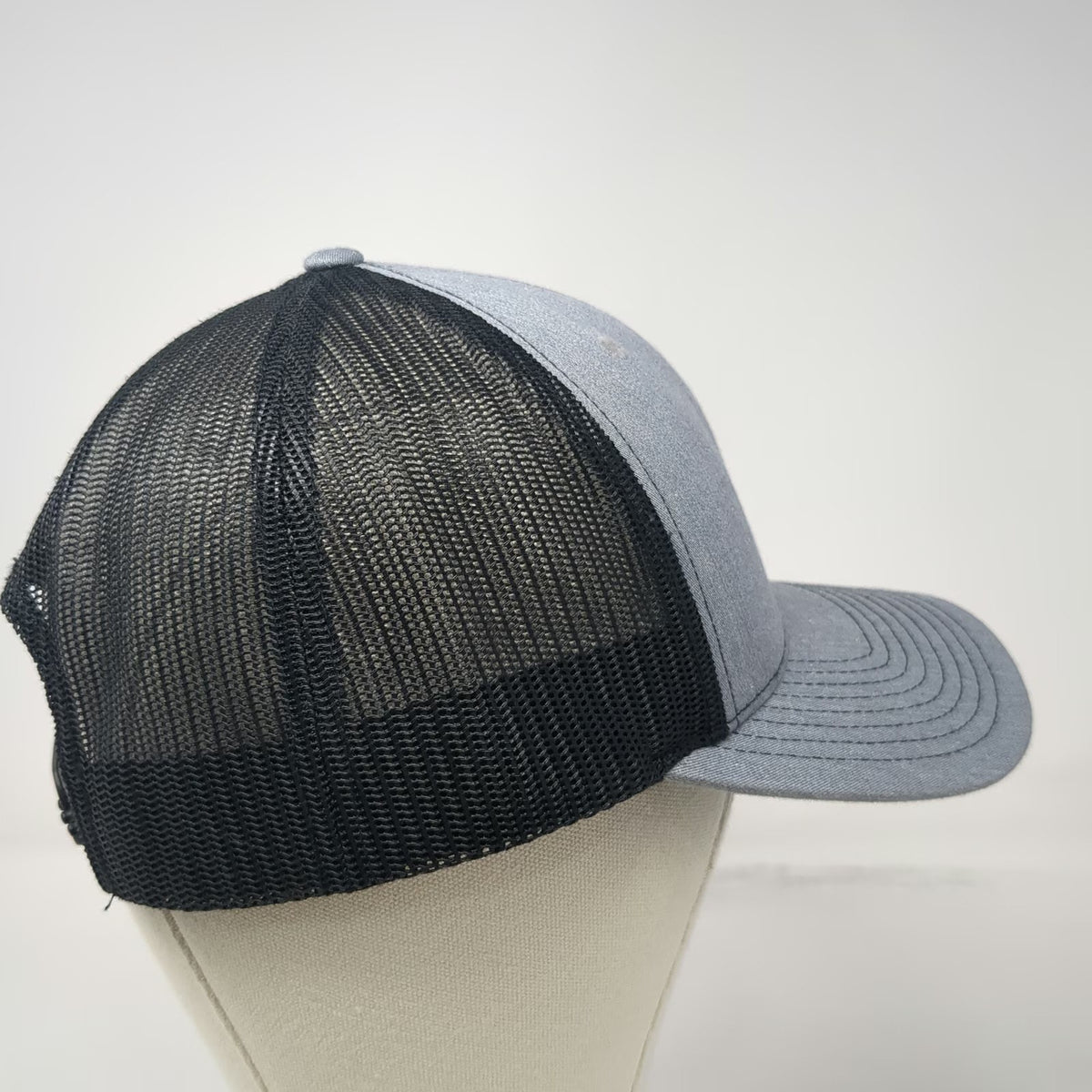 Richardson Trucker Hat Gray One Size Snapback Mesh Armadillo Premier Builder