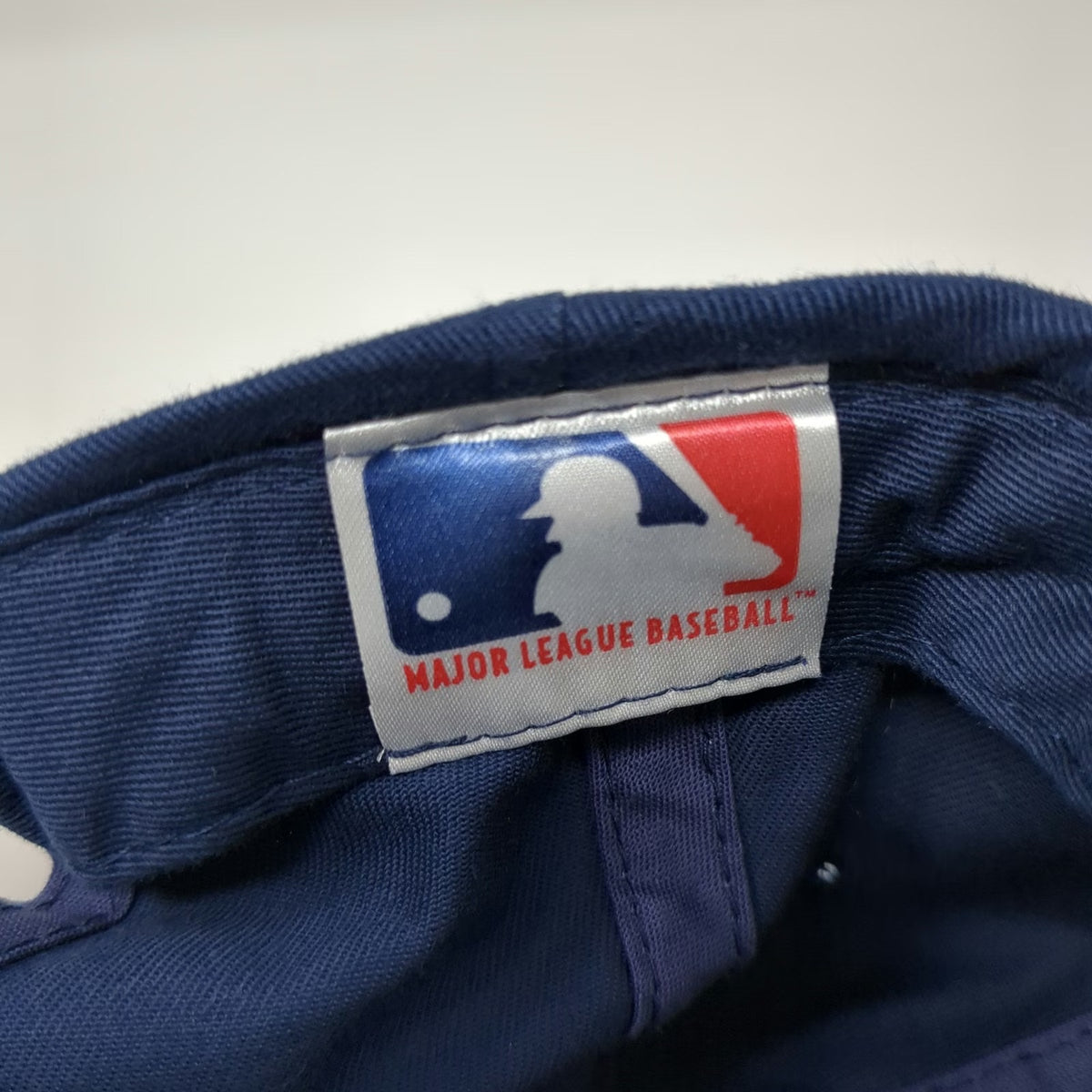 Seattle Mariners MLB Outdoor Cap Blue Hat One Size Budweiser Strapback Logo Fan