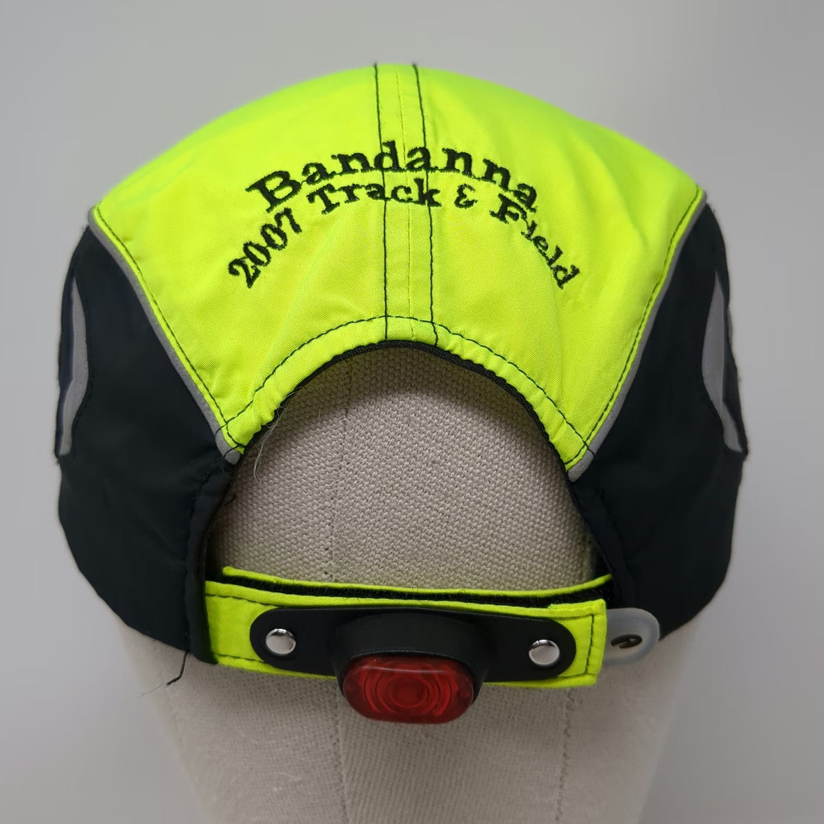 Brooks Baseball Cap Green One Size Nightlife Track Reflective Safety Light Hat