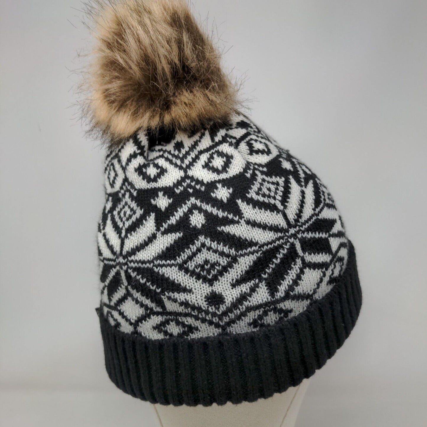 Muk Luks Knit Faux Fur Pom Pom Beanie Hat Multi One Size Fair Isle