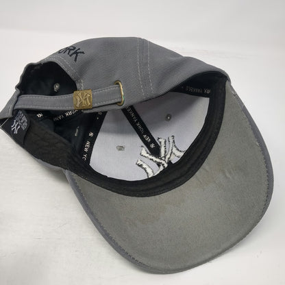 New York Yankees MLB Gray Baseball Cap One Size All Over Print Slideback Hat