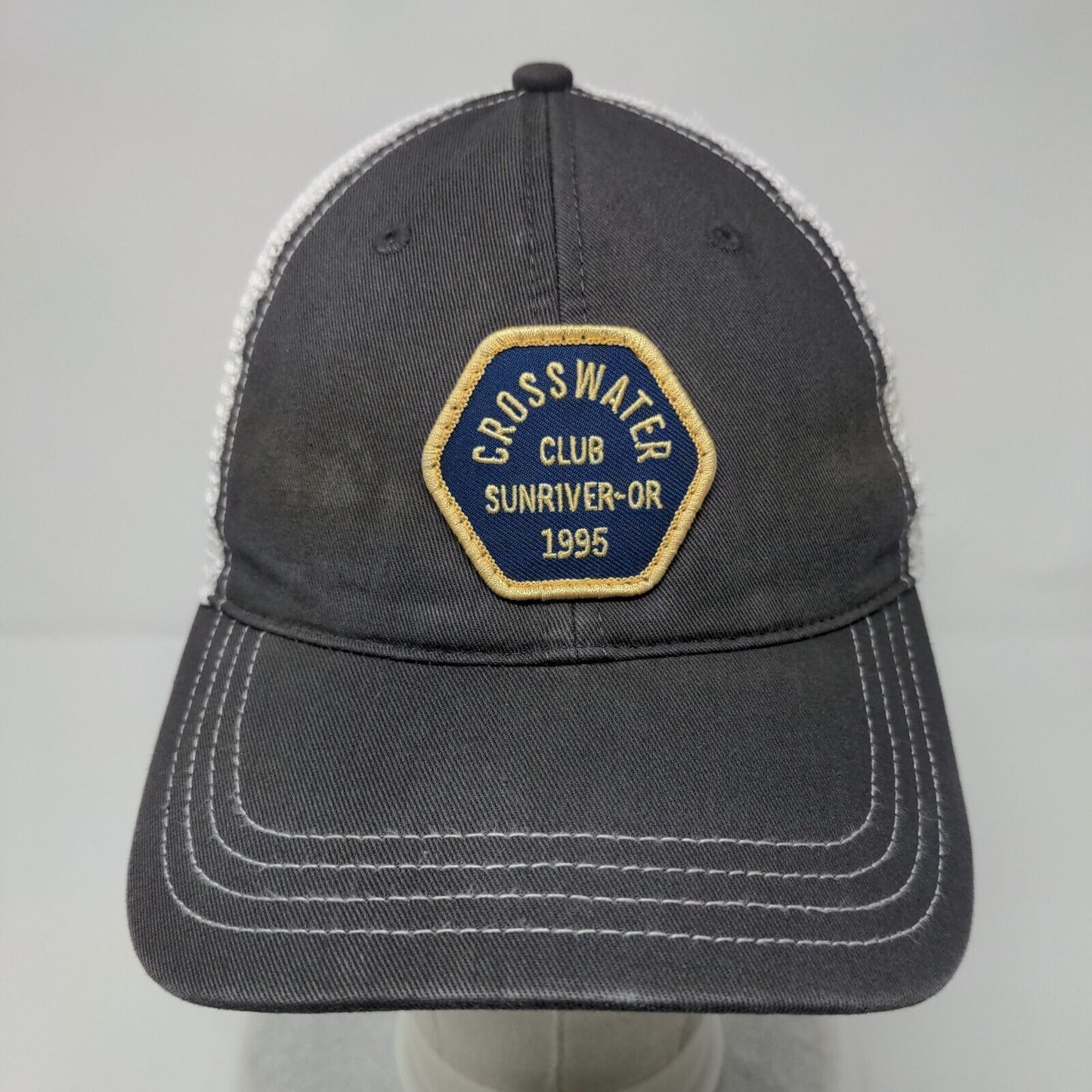 Cross Water Club Sunriver-OR 1995 Snapback Trucker Hat Gray M/L Richardson