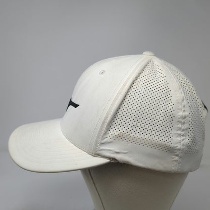 Mizuno Baseball Cap White Gray One Size Flexfit 110 Perforated Strapback Hat