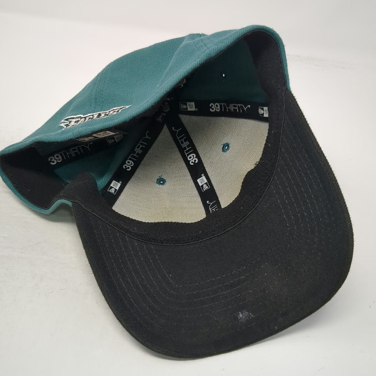 Philadelphia Eagles NFL New Era Baseball Cap Green Black L Hat 39THIRTY Stretch
