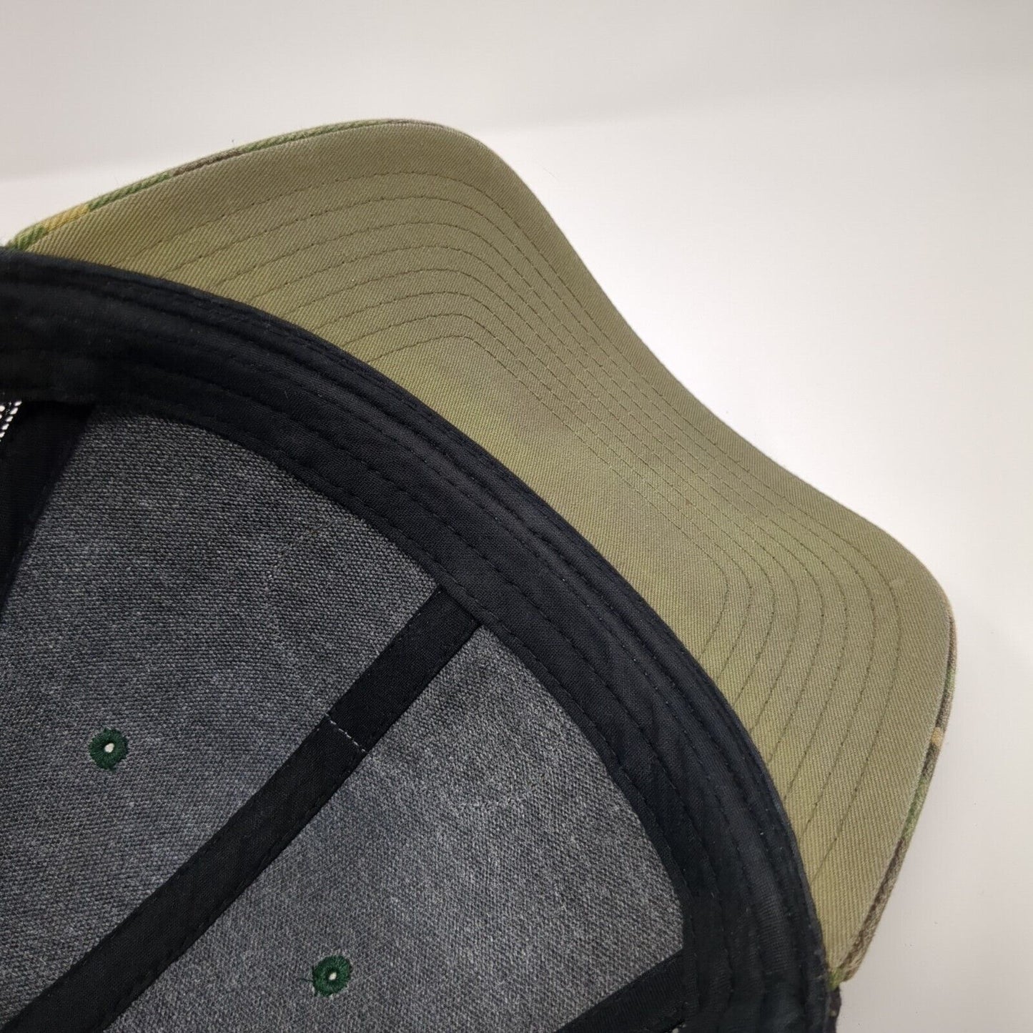 DS Donnelley Sports Snapback Trucker Hat Camouflage OS Mesh Back Richardson