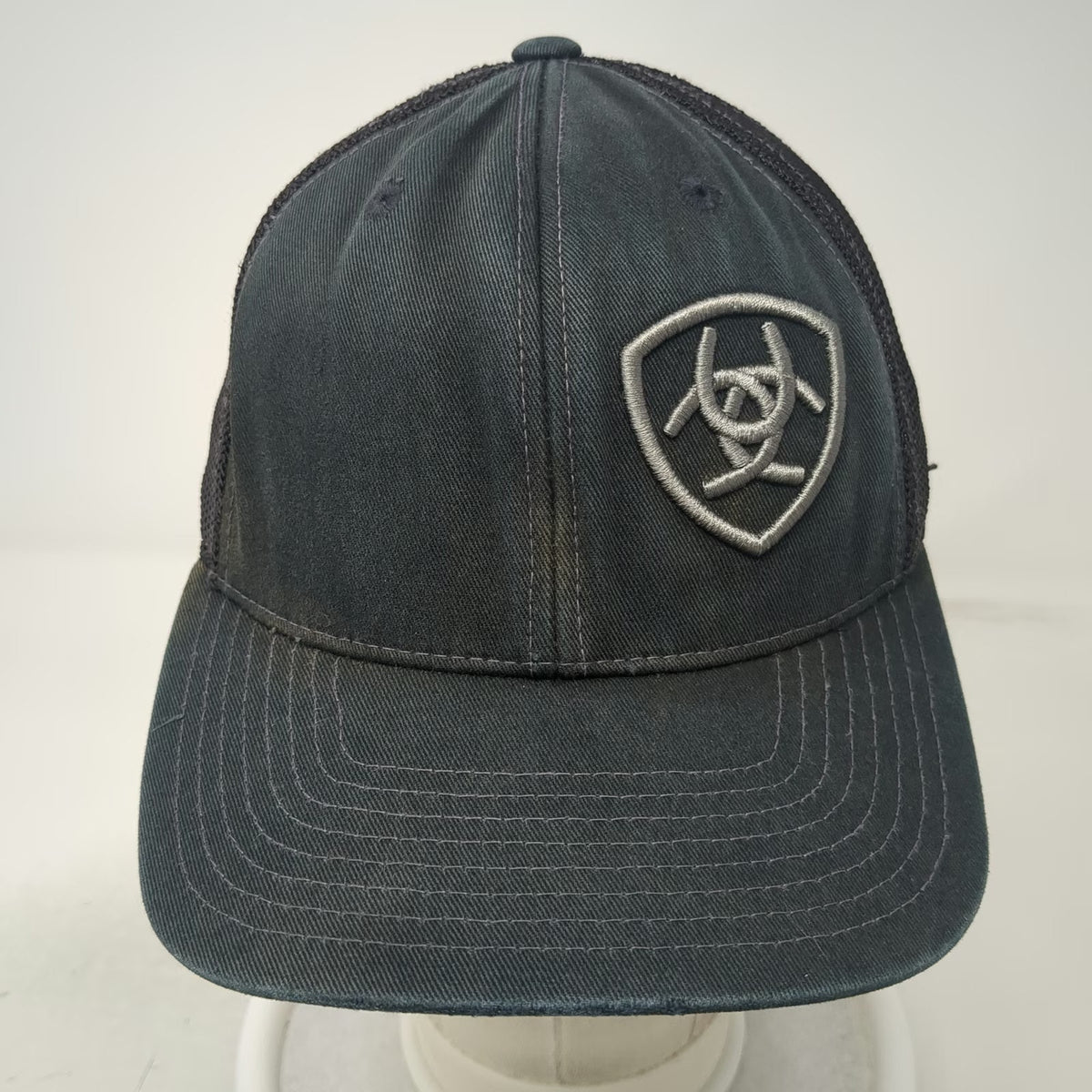 Ariat Trucker Hat Black One Size Shield Logo Mesh Back Snapback Flexfit Tech