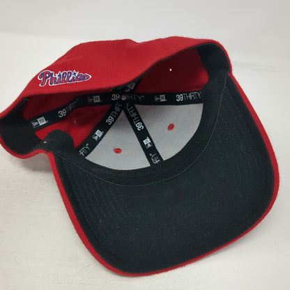 Philadelphia Phillies MLB New Era Baseball Cap Red M 39THIRTY Stretch Fit Hat